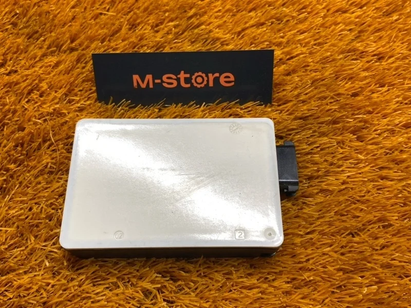 Датчик слепых зон (радарный датчик) Mercedes-Benz E-Class 2013 A0009058702 W212 274.920, передний