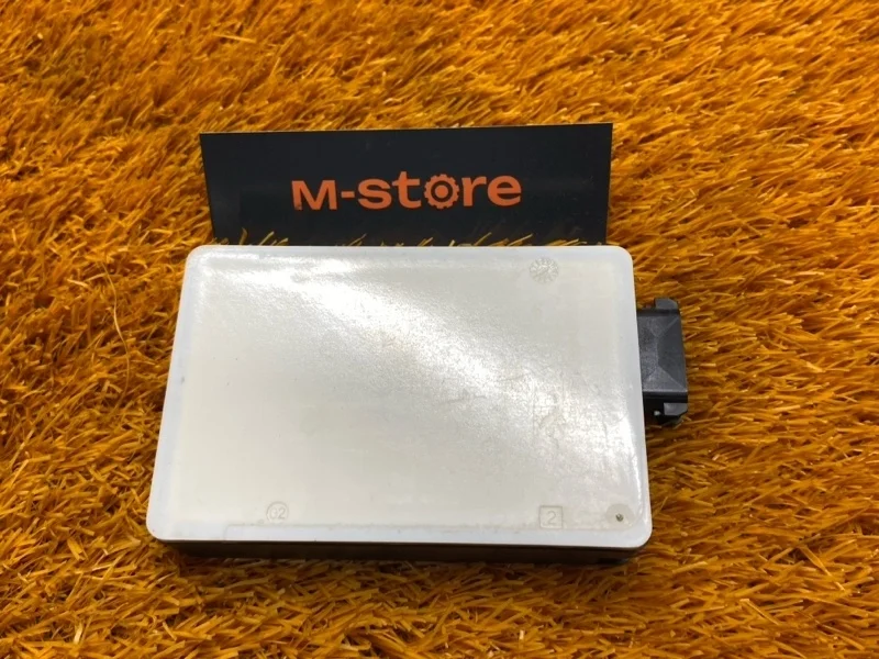 Датчик слепых зон (радарный датчик) Mercedes-Benz E-Class 2013 A0009058702 W212 274.920, передний