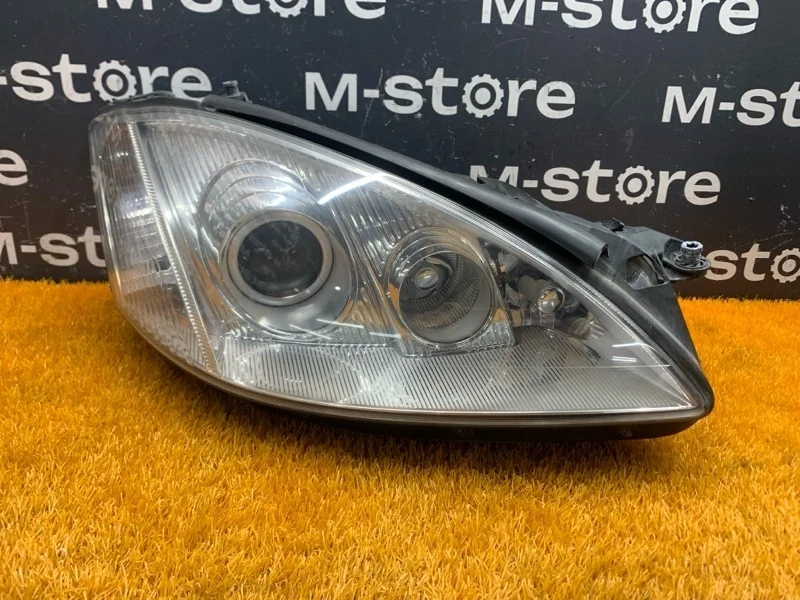 Фара Mercedes-Benz S-Class 2005 A2218201061 W221 273.961, правая