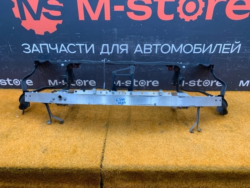 Рамка радиатора Mercedes-Benz E-Class 2012 A2126201100 W212 276.952