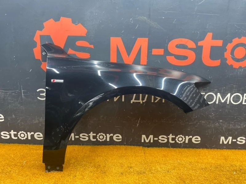 Крыло Audi Q5 2011 8R0821106 8R CDN, переднее правое