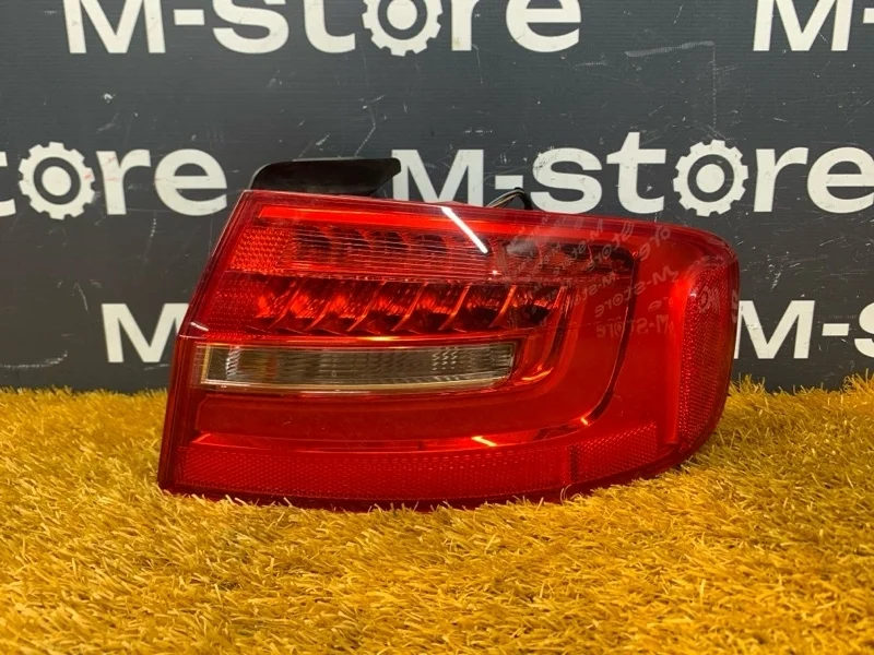 Фонарь задний Audi A4 2012 8K5945096AC B8/8K CDNB, правый