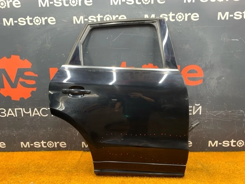 Дверь Audi Q5 2011 8R0833052B 8R CDN, задняя правая