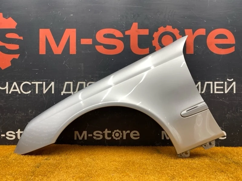 Крыло Mercedes-Benz E-Class 2008 A2118801318 W211 272.943, переднее левое