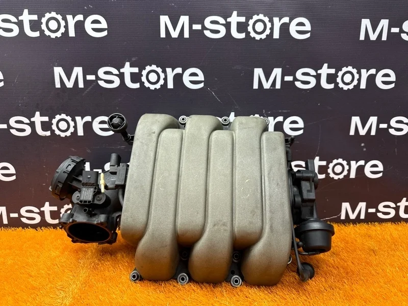 Коллектор впускной Audi A8 2005 06E133210 4E/D3 BPK