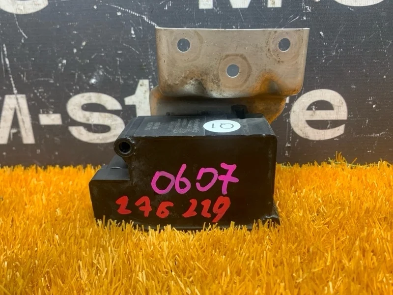 Блок клапанов пневмоподвески Audi A8 2005 4F0616013 4E/D3 BPK