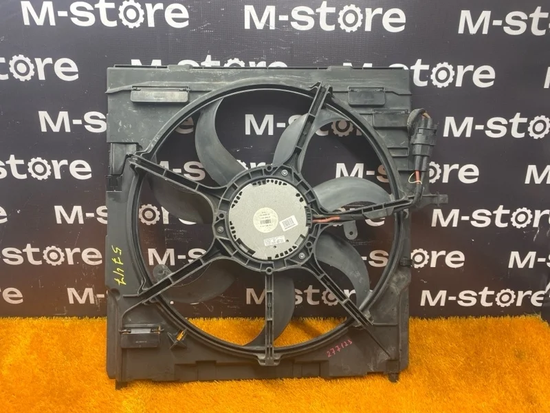 Вентилятор радиатора Bmw X5 2008 17427533558 E70 N52B30A