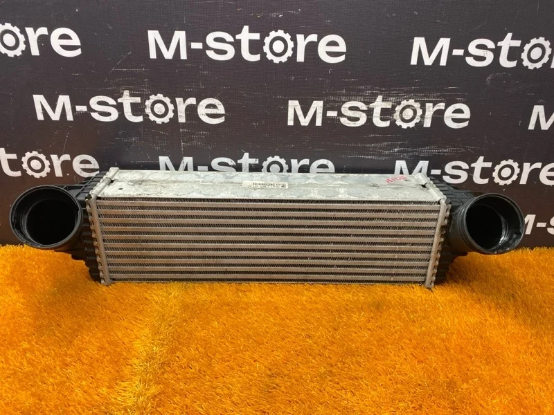 Интеркулер Bmw X6 2013 17517809321 E71 N55B30A