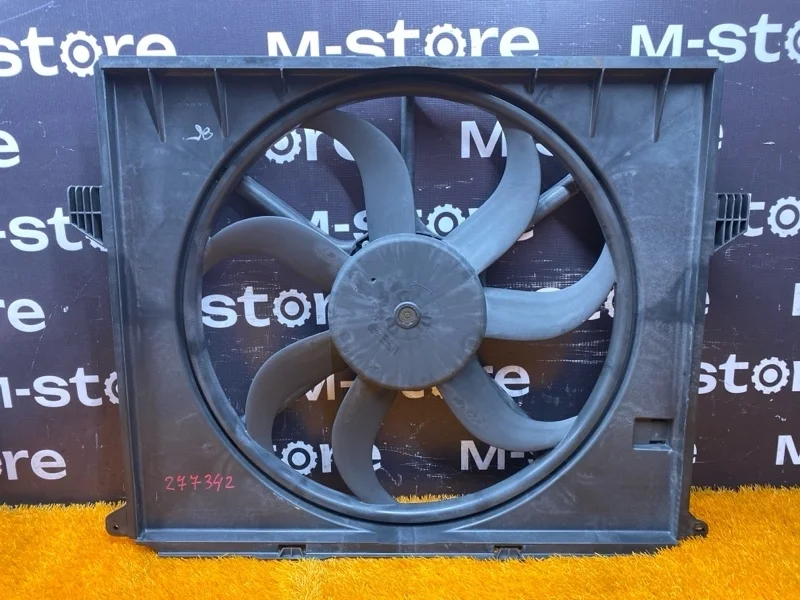 Вентилятор радиатора Mercedes-Benz M-Class 2006 A1645000193 W164 272.967