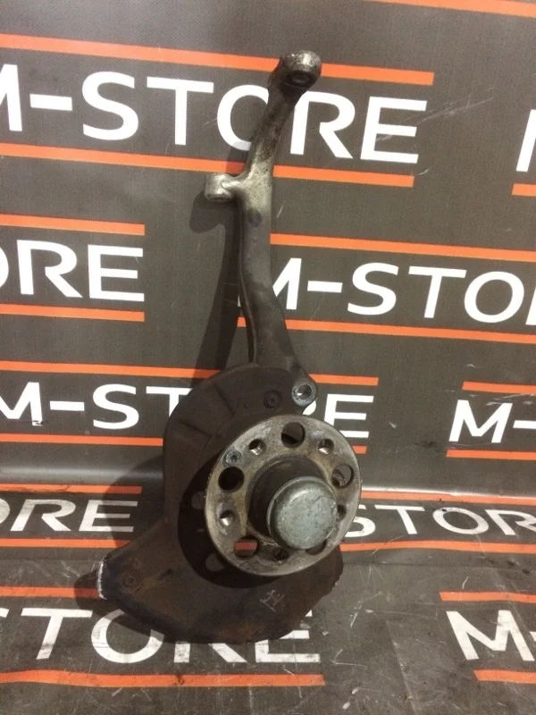 Ступица Mercedes-Benz S-Class 2006 A2213324501 W221 273.961, передняя левая