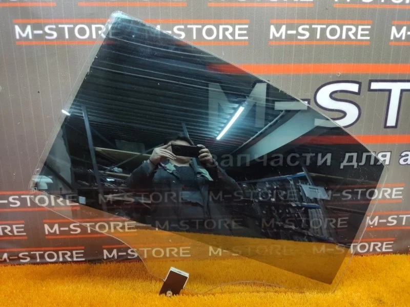 Стекло боковое Mercedes-Benz S-Class 2008 A2217301718 W221 273.961, заднее левое