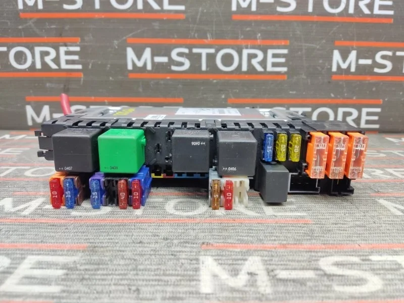 Блок предохранителей SAM Mercedes-Benz S-Class 2004 A0325458332 W220 112.972, передний правый