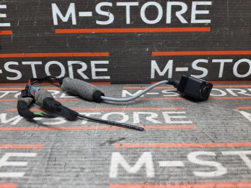 Камера заднего вида Audi A6 2008 4L0980551 C6/4F AUK