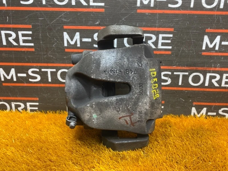 Суппорт Bmw X5 2012 34116776783 E70 N55B30A, передний левый