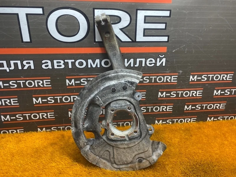 Кулак поворотный Bmw X5 2012 31216773783 E70 N55B30A, передний левый