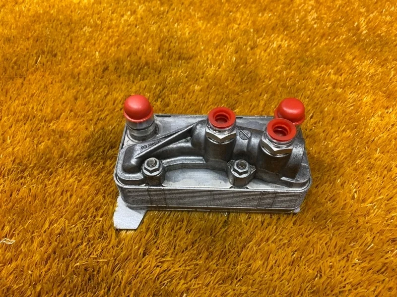 Теплообменник Mercedes-Benz C-Class 2014 A0995001900 W205 274.920