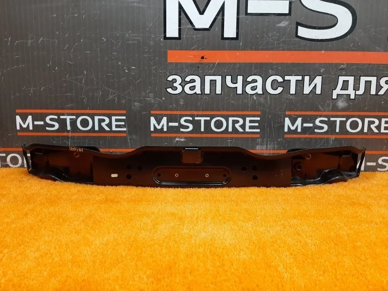 Усилитель бампера Bmw 6-Series 2003 51127008835 E63 N62B44A, задний