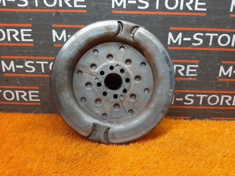 Маховик Volkswagen Tiguan 2012 06J105266R 5N CCZD