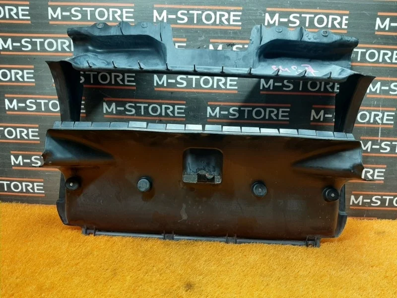 Воздуховод радиатора Porsche Cayenne 2008 7L5121293B 957 M5501