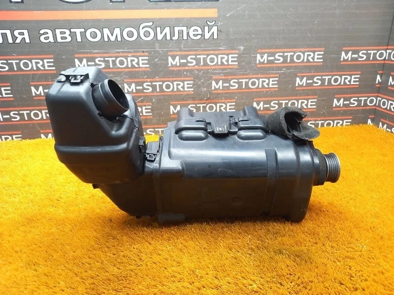 Компрессор ДВС Volkswagen Golf 2008 03C145601E 1K BLG