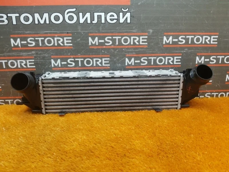 Интеркулер Bmw 5-Series 2013-2017 17117618769 F10