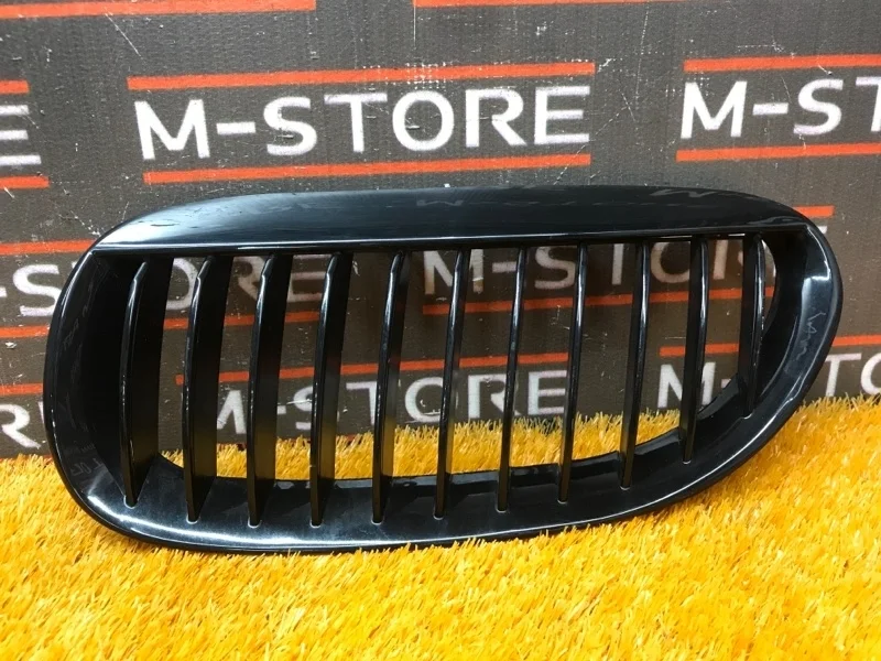 Решетка радиатора Bmw 6-Series 2003 51137077931 E63 N62B44A, левая