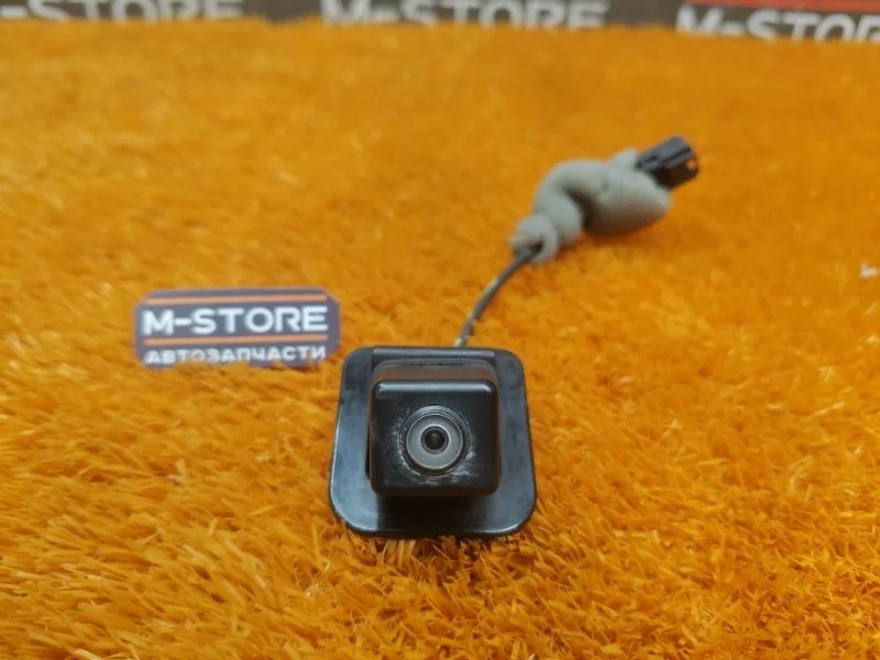 Камера заднего вида Mercedes-Benz C-Class 2012 A2048206097 C204 271.820