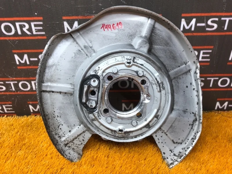 Кулак поворотный Bmw 7-Series 2007 33326775080 E65 N62B40A, задний правый