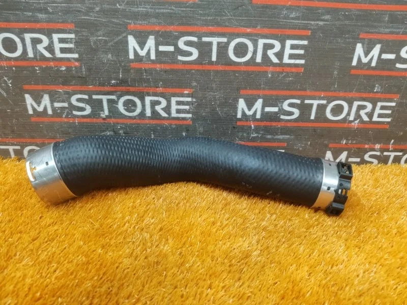 Патрубок интеркулера Bmw 5-Series 2011 13717612095 F10 N20B20B