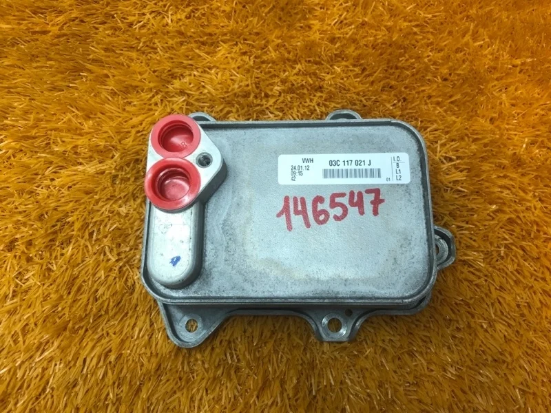 Теплообменник Volkswagen Passat 2012 03C117021J B7 CAXA