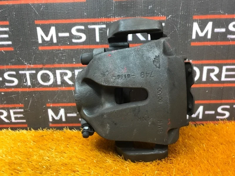 Суппорт Bmw X5 2008 34116776783 E70 N52B30, передний левый