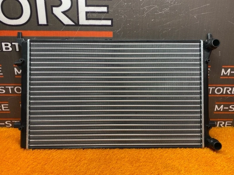 Радиатор ДВС Audi A3 1K0121251F 8P