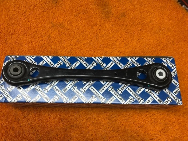 Рычаг подвески нижний Audi A6 4F0501529C C6/4F, задний