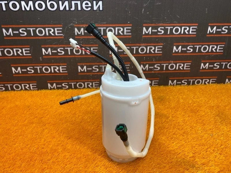 Бензонасос Volkswagen Touareg 7L6919087G 7L, правый