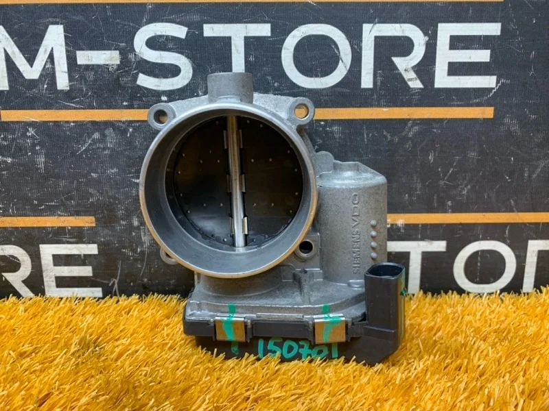 Дроссельная заслонка Volkswagen Touareg 2012 03H133062 7P CGRA