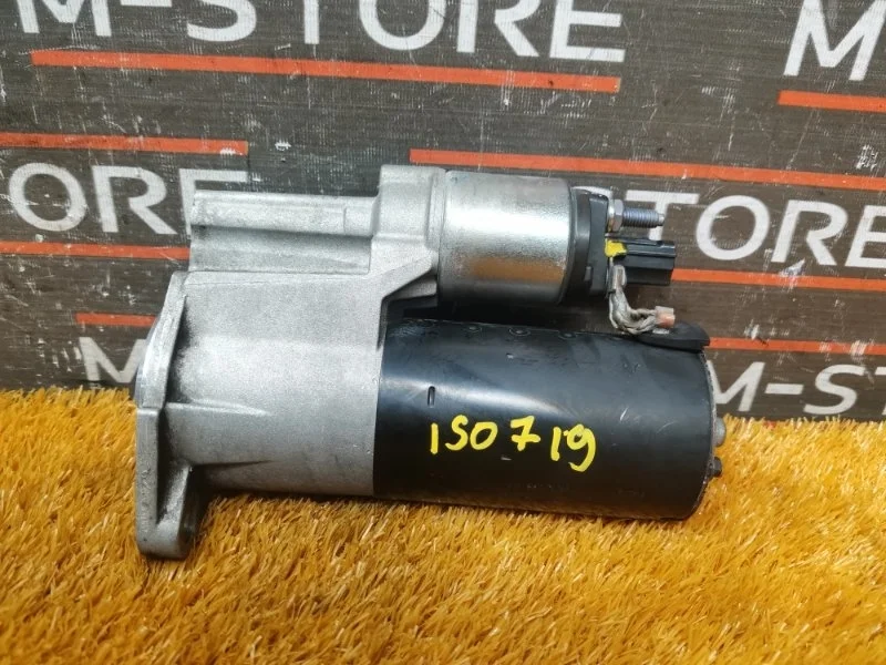 Стартер Volkswagen Touareg 2007 012911023G 7L BHK