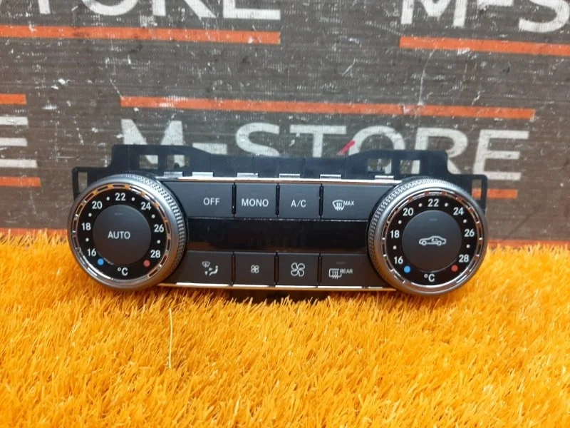 Блок управления климат-контролем Mercedes-Benz C-Class 2007 A2048308285 W204 271.950