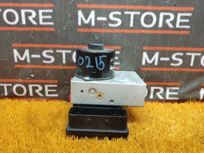 Блок ABS Volkswagen Touareg 2005 7L0614111H 7L AXQ