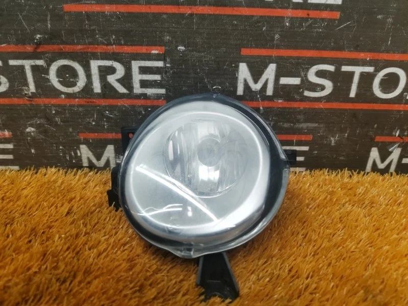 Фара противотуманная Volkswagen Touareg 2007 7L5941700C 7L BHK, правая