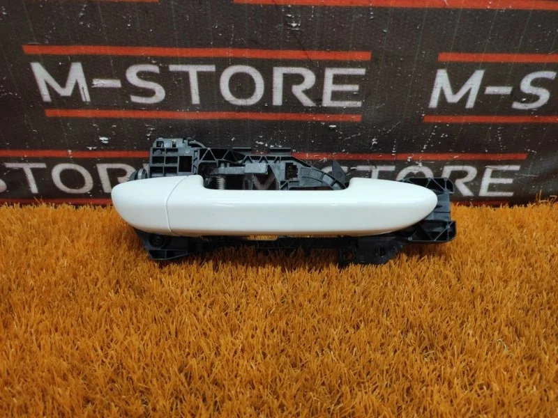 Ручка двери внешняя Volkswagen Passat 2012 3C0837886J B7 CAXA, задняя правая