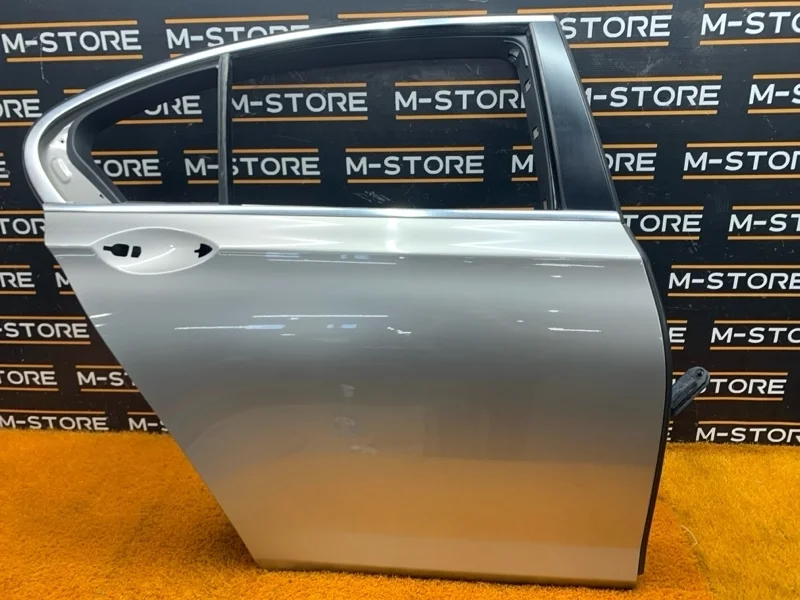 Дверь Bmw 7-Series 2009 41525A2A392 F01 N63B44A, задняя правая