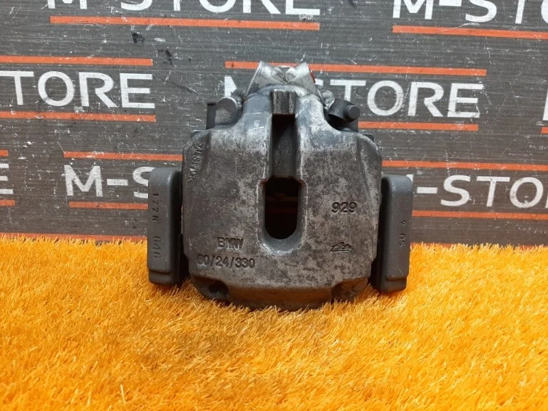 Суппорт Bmw 5-Series 2011 34116792690 F10 N52B30A, передний правый