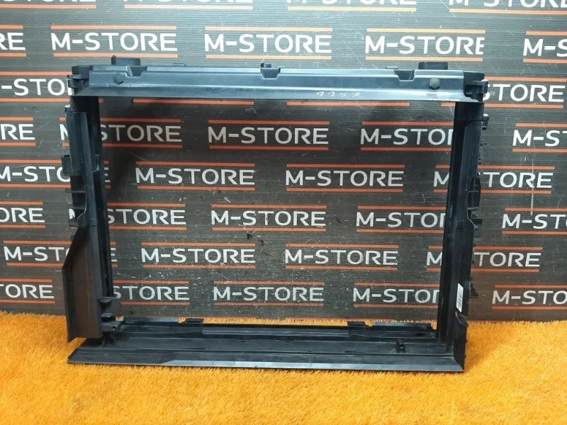 Рамка радиатора Bmw 5-Series 2007 7548346 E61/E60 N52B25A