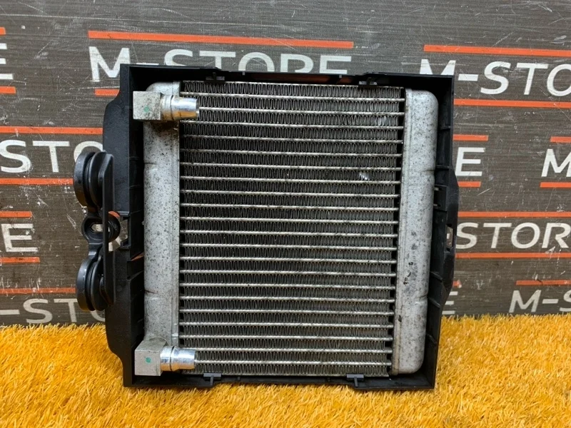 Радиатор масляный Bmw 7-Series 2009 17217572542 F01 N63B44A