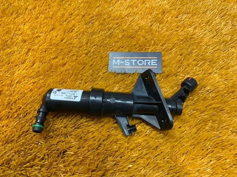 Форсунка омывателя фары Volkswagen Passat Cc 2012 3C8955104 B6/358 CCZB, правая