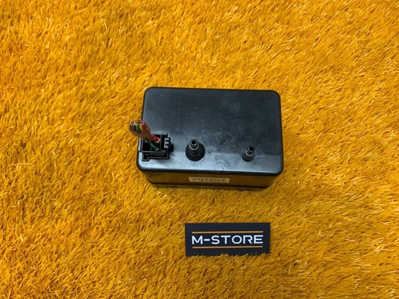 Компрессор центрального замка Mercedes-Benz S-Class 2004 A2218000248 W221 272.965