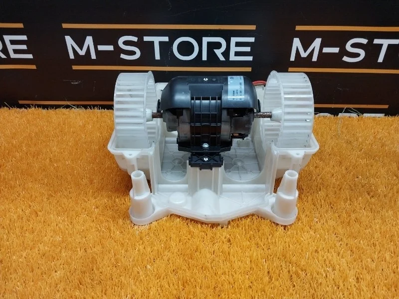 Мотор печки Mercedes-Benz S-Class 2004 A2218200514 W221 272.965