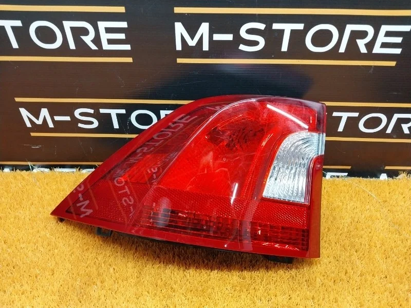 Фонарь задний Volvo S60 2012 30796267 FS B4164T, левый