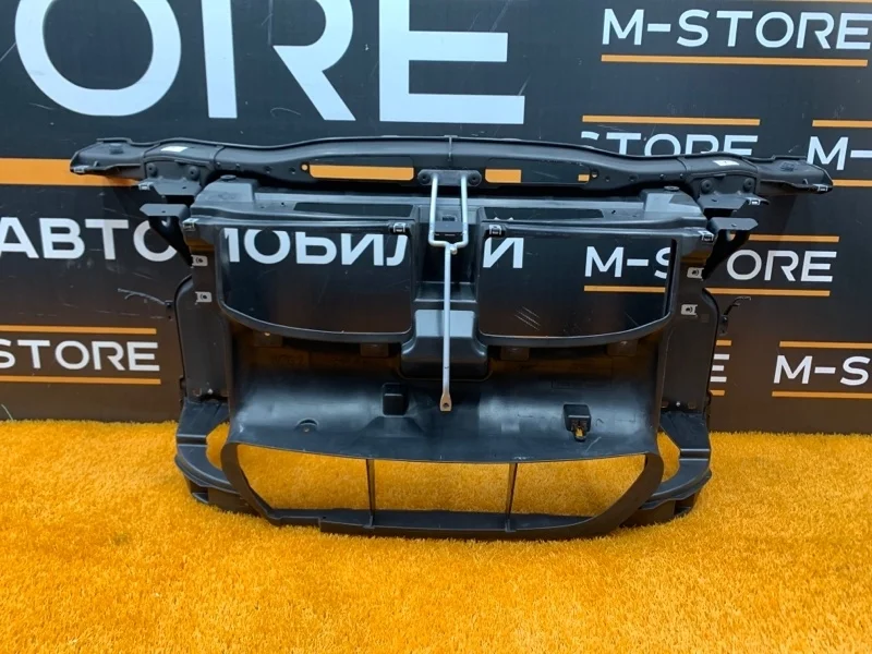 Рамка радиатора Bmw 3-Series 2009 51647058594 E90 N46B20B