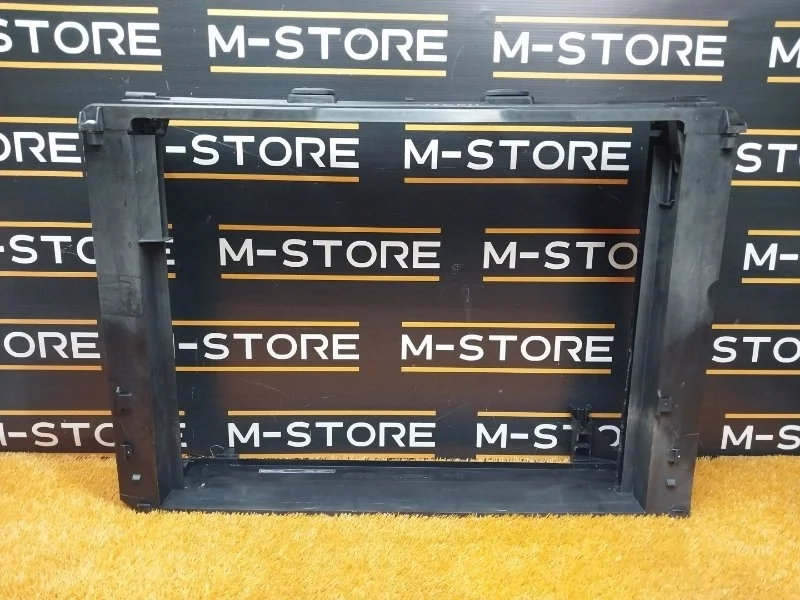 Рамка радиатора Bmw 5-Series 2011 7603741 F10 N52B25A